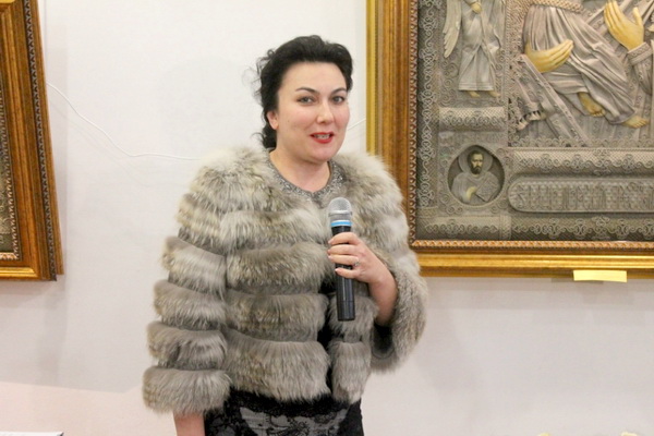 В Симферополе открылась выставка уникальных икон Владимира Денщикова