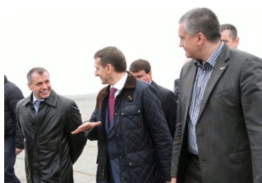 Януковича и Азарова лишили пенсии