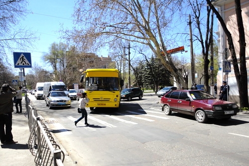 Пока нет тигра, и обезьяна хищник