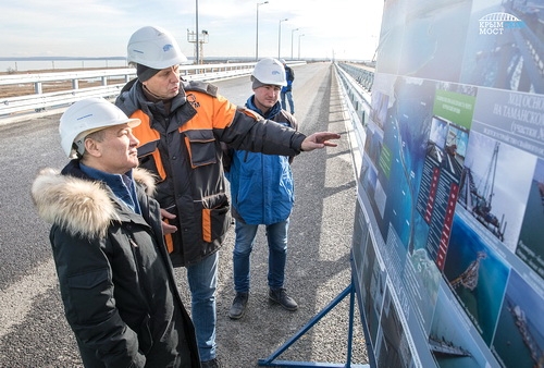 Строительство железной дороги по Крымскому мосту выйдет на пиковую мощность в 2018 году