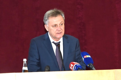 Виктор Агеев избран председателем Симферопольского городского совета
