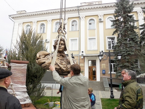 В Симферополе установлен памятник Григорию Потемкину