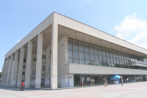 Украинский театр готовится к закрытию 57-го сезона