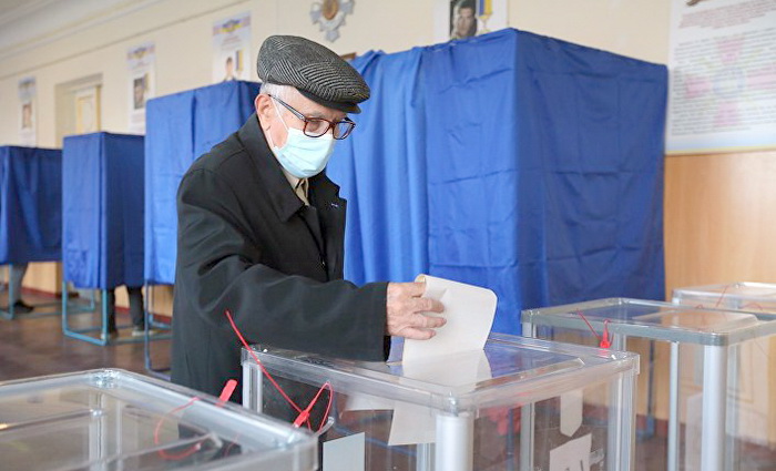 Выборы на Украине, провал партий власти и войны