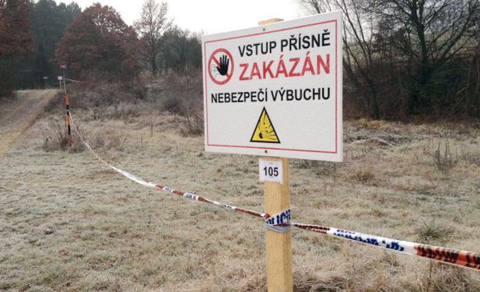 Взрывы в Чехии — и шизофреник, прятавшийся в Крыму