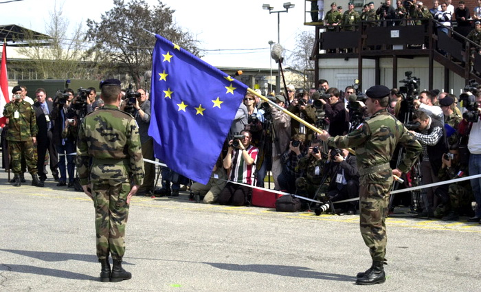 И снова эта бесконечная сага о могучей европейской армии
