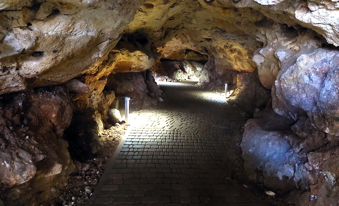 Пещера Таврида открылась для экскурсий, но свои тайны еще прячет
