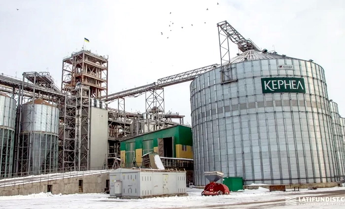 Самый крутой украинский толстосум добивает Неньку