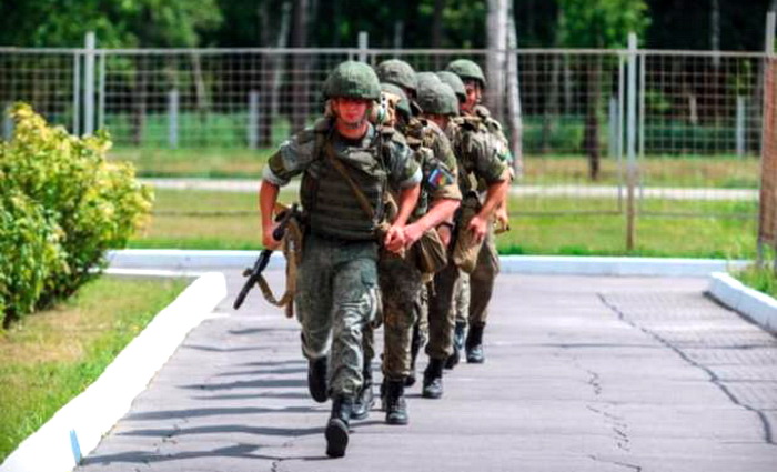 Контрактники, мобилизованные, добровольцы, резервисты