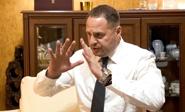 Соросята выбивают из-под Ермака влияние и финансы