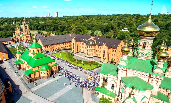 Украинские власти недовольны «российским Богом»