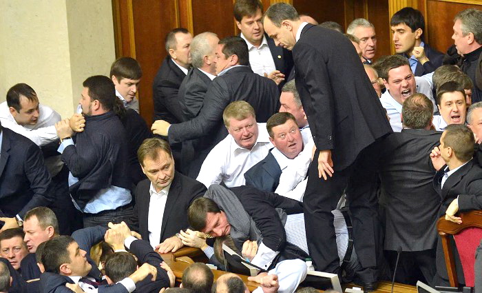 Новый этап украинской руины