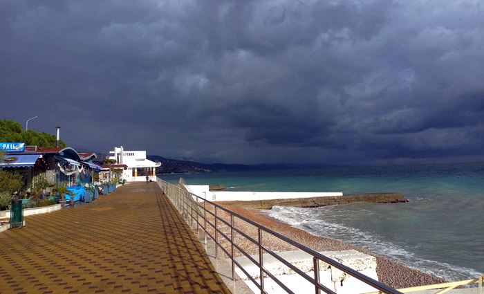 Зимняя Алушта