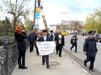 Татарская оппозиция: Джемилев должен уйти